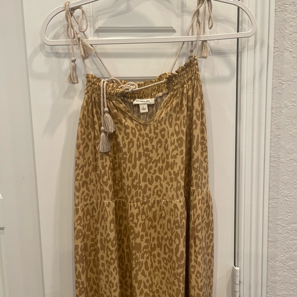 Ethan n Joy Woman’s Tiered Neutral Tone Safari Animal Print Maxi Dress Large - Picture 2 of 12